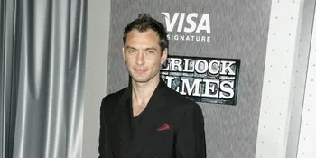 Jude Law Bintangi 'GENIUS', Gantikan Fassbender