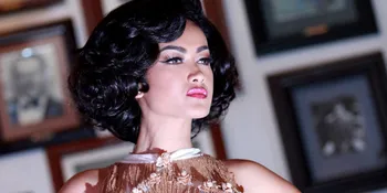 Jupe Kenalkan Kebaya Hotculture, Busana Bangsawan Seksi