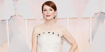 Julianne Moore Sulap Lirik Lagu Taylor Swift Lewat Opera Sabun!