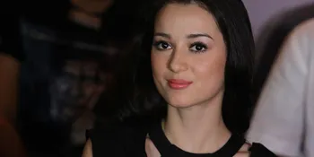 Julie Estelle Rela Lebam-Lebam Untuk 'THE RAID 2'