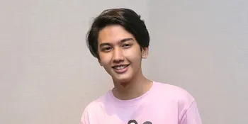 Jumpa Penggemar, Ari Irham Sukses Buat Para Wanita Histeris