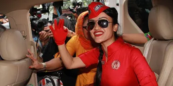 Jupe Bebas, Melanie Ricardo Bawakan Jengkol