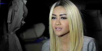 Jupe Ungkap Alasan Lain Mengapa Tutupi Pernikahan Dengan Gaston