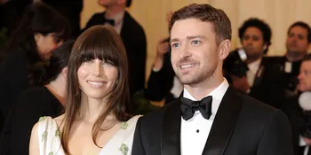 Justin Timberlake dan Jessica Biel Jalan-Jalan Santai di Wilacre Park