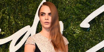 Kalau Lahir di Indonesia, Cara Delevingne Bakal Mirip Siapa Ya?