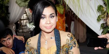 Karena Kasus Penipuan, Melanie Ricardo Trauma Dengan Facebook?