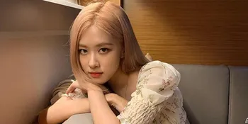Karena Postingan Ini, Fans Makin Harap-Harap Cemas Soal Debut Solo Rose BLACKPINK