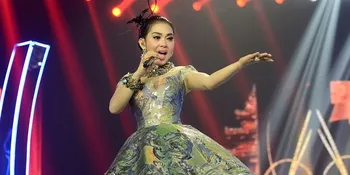 Karir Syahrini Diprediksi Redup Tahun Depan Oleh Paranormal Ini