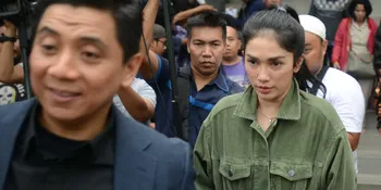Kasus Perundungan Anak Ussy Sulistiawaty Mirip Dengan Aurel Hermansyah