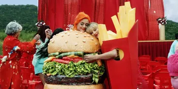 Katy Perry dan Para Selebriti Ternama dalam Music Video Terbaru Taylor Swift