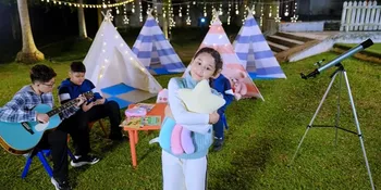 Kayla Ikuti Jejak Pasha Ungu Jadi Penyanyi, Suguhkan Lagu yang Anak-Anak Banget