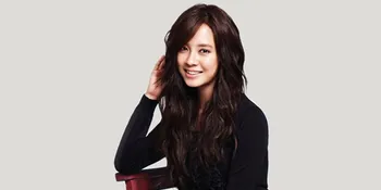Ke Jakarta, Song Ji Hyo Bagi-bagi Hadiah Untuk Penggemar