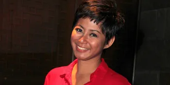 Keasyikan Main, Putra Riyanni Djangkaru Hilang di Laut