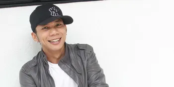 Kecelakaan Pesawat, Norman Kamaru Tak Cerita Kepada Keluarganya