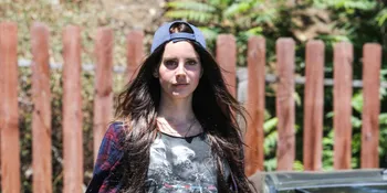 Dicap Tampil Buruk di Golden Globe, Lana Del Rey Kecup Haters