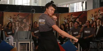 Kelly Tandiono Senang Beradu Akting Dengan Yayan Ruhian
