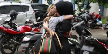 Keluar Masuk RS - Turun 40 Kg, Ini Penjelasan Sahabat Pretty Asmara