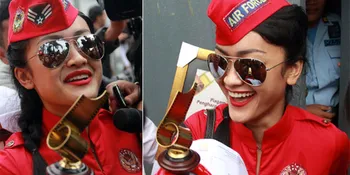 Keluar Rutan, Jupe Ciumi Piala Festival Film Bandung 2013