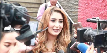 Keluarga Sayangkan Keputusan Cerai Tommy Kurniawan - Tania Nadira