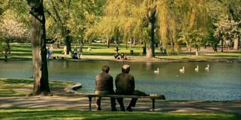 Kematian Robin Williams Bikin Bangku Taman Ini Jadi Tenar