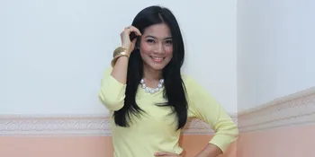 Kembali Ke Dunia Hiburan, Titi Kamal Tetap Beri ASI Eksklusif