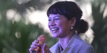 Kembali Manggung, Andien Sekaligus Kenalkan Baby Kawa ke Publik