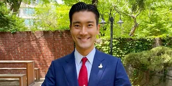 Kembali Sapa ELF Indonesia, Choi Siwon 'Mas Agung' Bilang Kangen dan Sudah Siapkan Kado