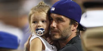Kemesraan David Beckham & Harper, Bukti Ayah & Anak Yang Kompak