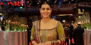 Kenakan Dress Merah Ketat, Kajol Tampil Glamor dan Menggoda