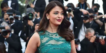 Kenakan 'Gamis' Bling-Bling, Aishwarya Rai Tampil Cantik Keibuan
