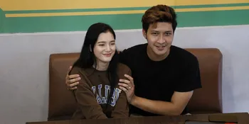 Kenal dari Instagram, Aditya Zoni Langsung Ajak Yasmine Ow Tunangan di Pertemuan Pertama