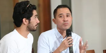 Kenalkan Buku, Tiap Malam Lukman Sardi Baca Cerita Untuk Anak