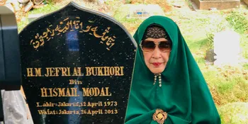 Kenang 10 Tahun Kepergian Ustaz Jefri Al Buchori, Umi Tatu: Sulit Untuk Tidak Menangis