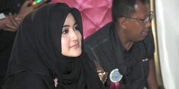 Kenapa Selalu Pakai Hitam? Ini Alasan Pipik Dian Irawati