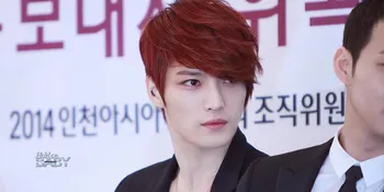 Kencan? Jaejoong JYJ Mesra Dengan Seorang Gadis