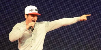 Kencan Romantis, Lavanya Bhardwaj Pandang Suci Super Mesra