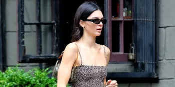 Kendall Jenner Nekat Pose Topless di Pemotretan Terbaru