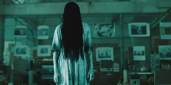 Kengerian Sadako 'THE RING' Menginspirasi Pria Ini Berbuat Jahil