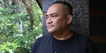 Kerap Dibandingkan Dengan 'DILAN 1990', Sutradara '#TEMANTAPIMENIKAH' Angkat Bicara