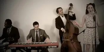 Keren, Gentleman Milik PSY Versi Jazz Kuno