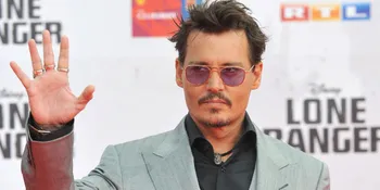 Keren, Wanita Ini 'Berubah' Jadi Johnny Depp!