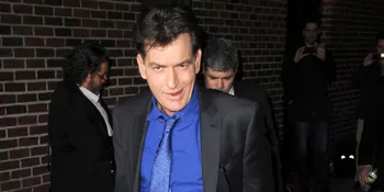 Ketika Charlie Sheen Mabuk dan Bikin Heboh di Tempat Umum