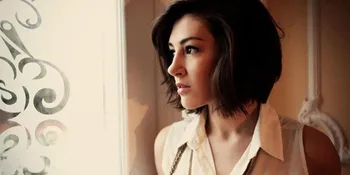 Ketika Suara Malaikat Hannah Trigwell Cover 'The Scientist', Adem