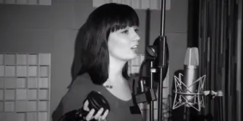 Kevin Aprilio dan Band Barunya Cover Lagu Paramore, Keren!