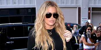 Khloe Kardashian Ciuman Mesra Dengan Tristan Thompson?