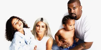 Kim Kardashian Pertama Kalinya Unggah Foto Cute Chicago West di Instagram