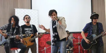Kisah Zian Tinggalkan Band Yang Membesarkan Namanya, Zigaz