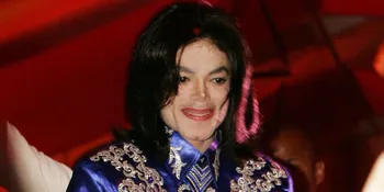 Klub Sepak Bola Inggris Ini Kembalikan Patung Michael Jackson