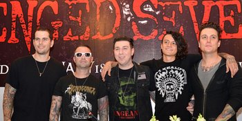 Kocak, Gitaris Avenged Sevenfold Dibilang Mirip Christian Sugiono