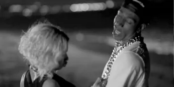 Kocak, Orang Mabuk Parodikan Drunk in Love!